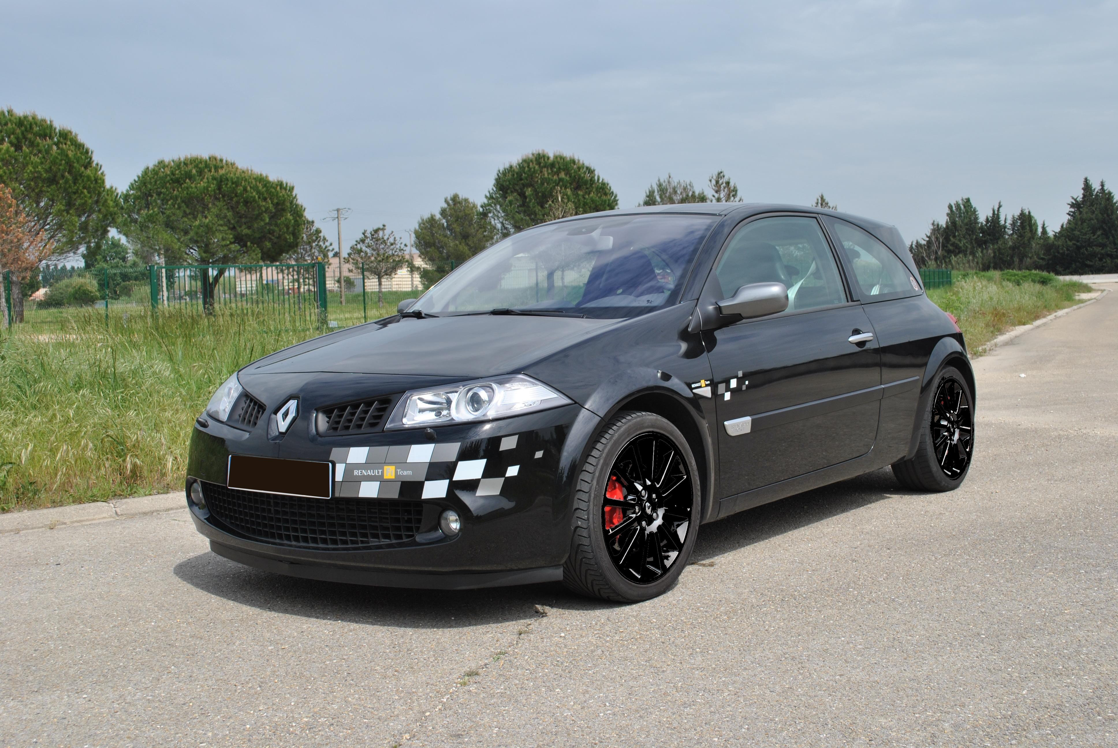 Renault Mégane RS R26 : un look particulier et un châssis aiguisé