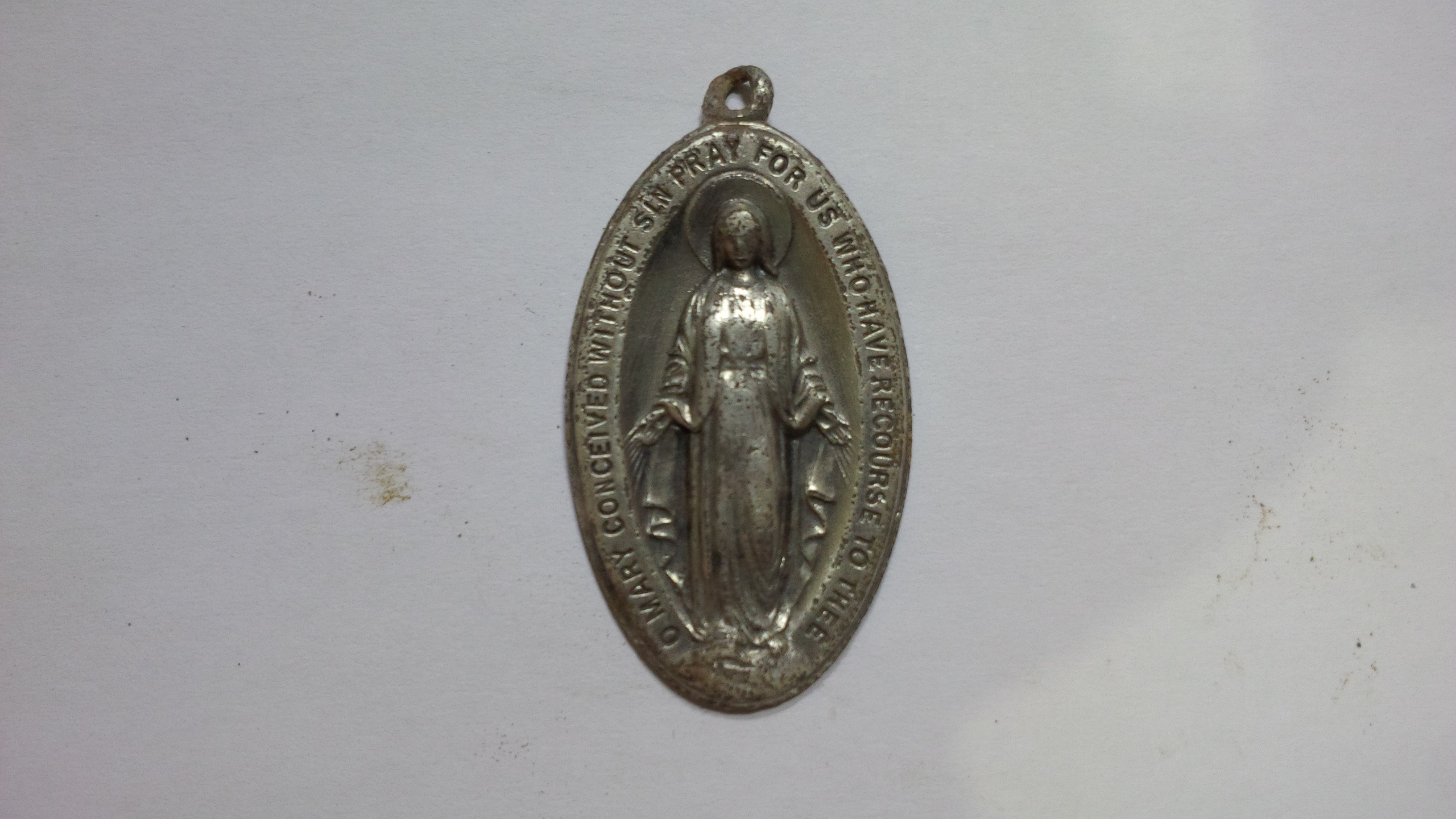 Médaille miraculeuse de la rue du Bac en Argent XXè Forum Le Fouilleur