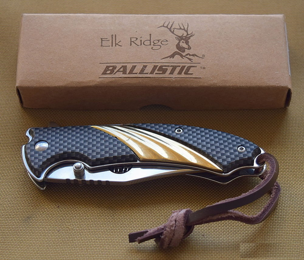 Couteau Elk Ridge A/O Carbon Fiber Lame Acier 440 Manche Alu & Fibre de Carbone ERA540GC Free