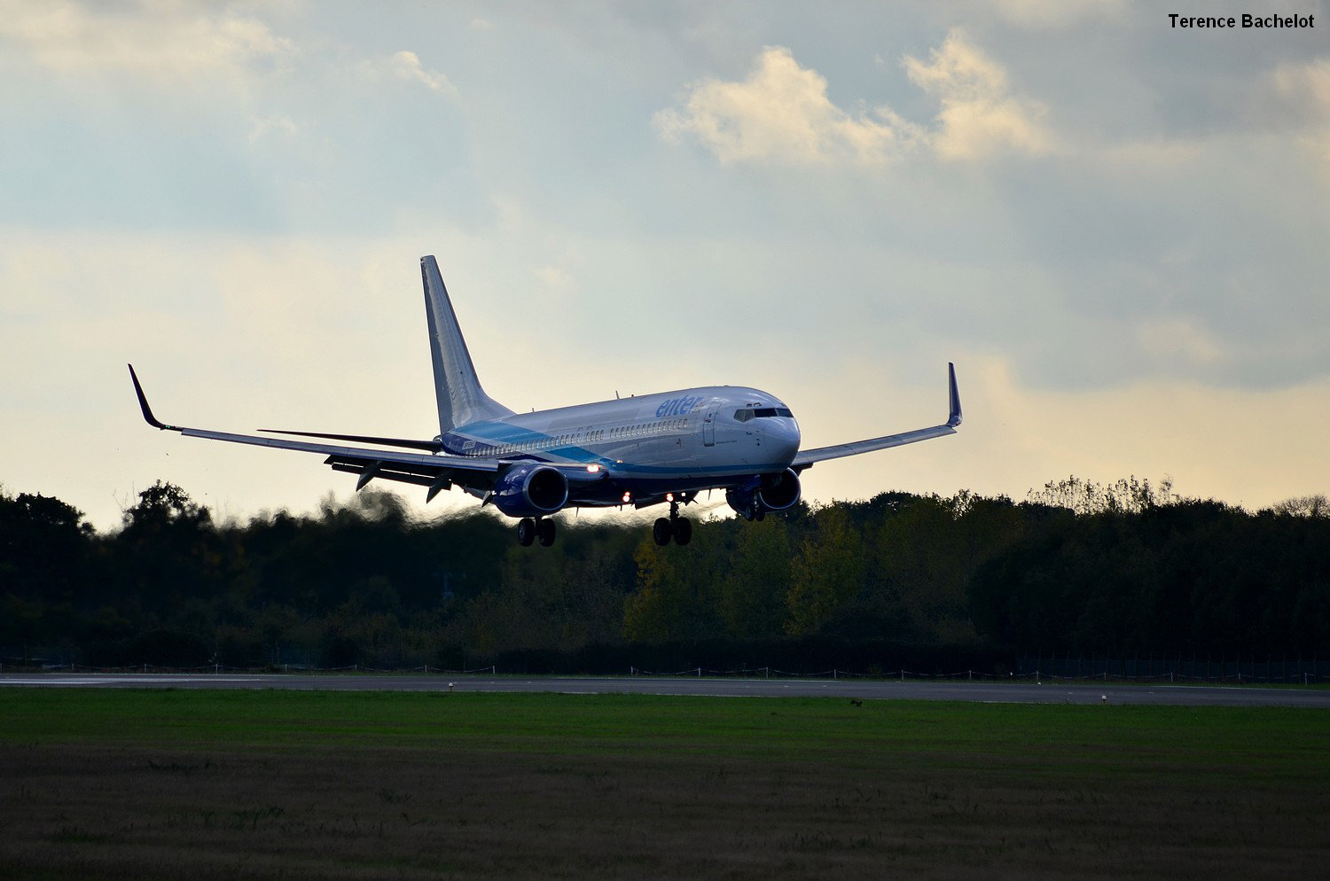 [12/10/2014] Boeing B737-800 (SP-ENU) Enter Air TACV Basic C/S 5unb