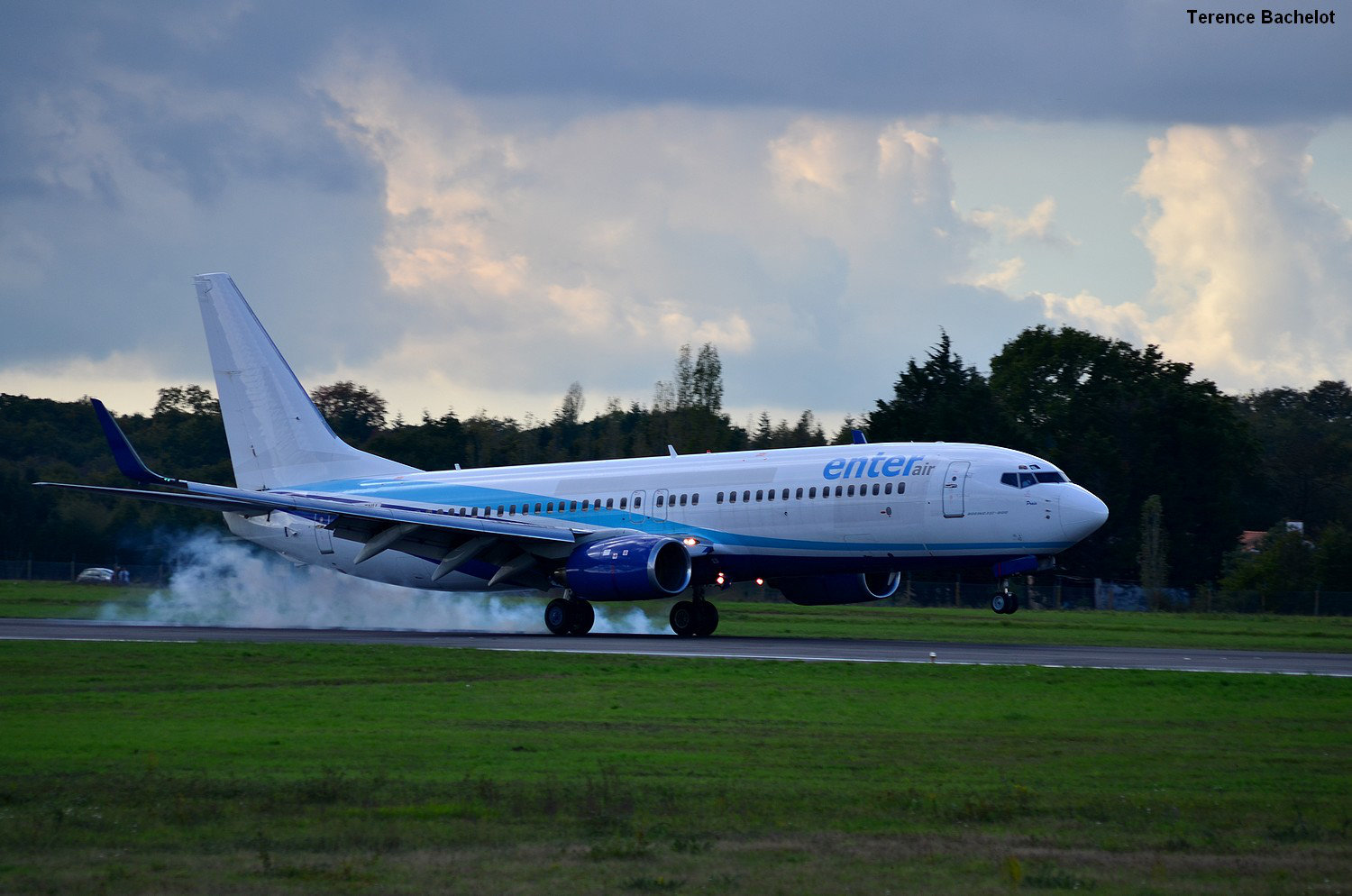 [12/10/2014] Boeing B737-800 (SP-ENU) Enter Air TACV Basic C/S Dkb4