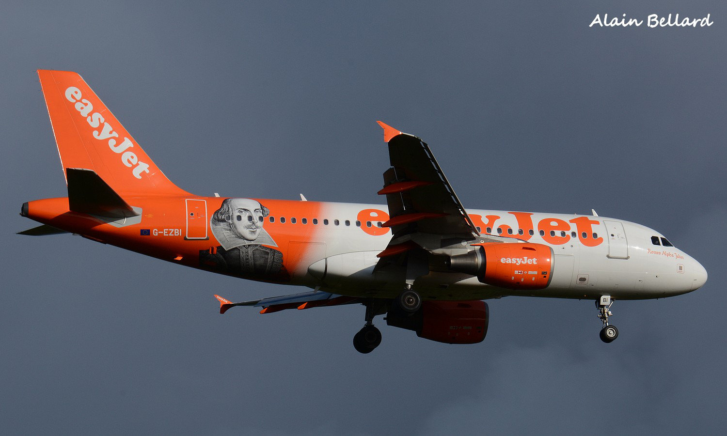 [5/02/2015] Airbus A319 (G-EZBI ) Easyjet ( william shakespeare ) 09ye