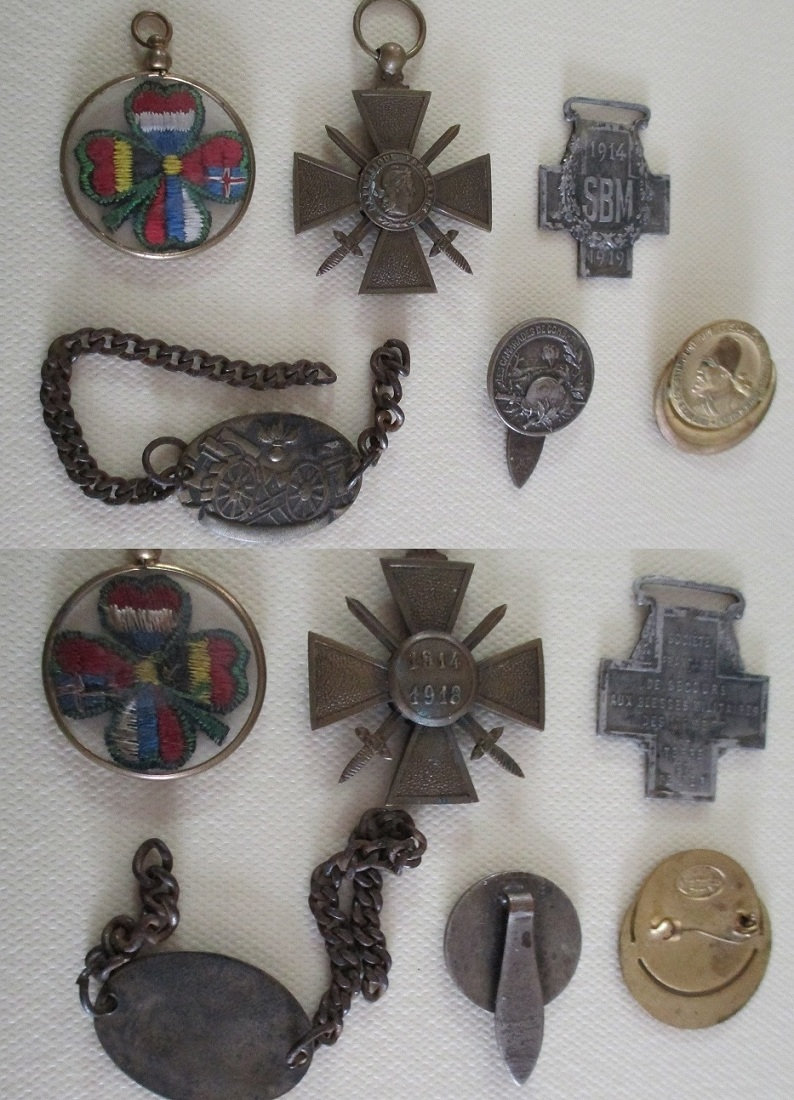 (B)  lot insignes et médailles 1914-1918. Yld4