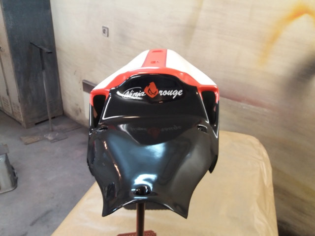 nouvelle peinture 600 cbr rr piste  Y2hh