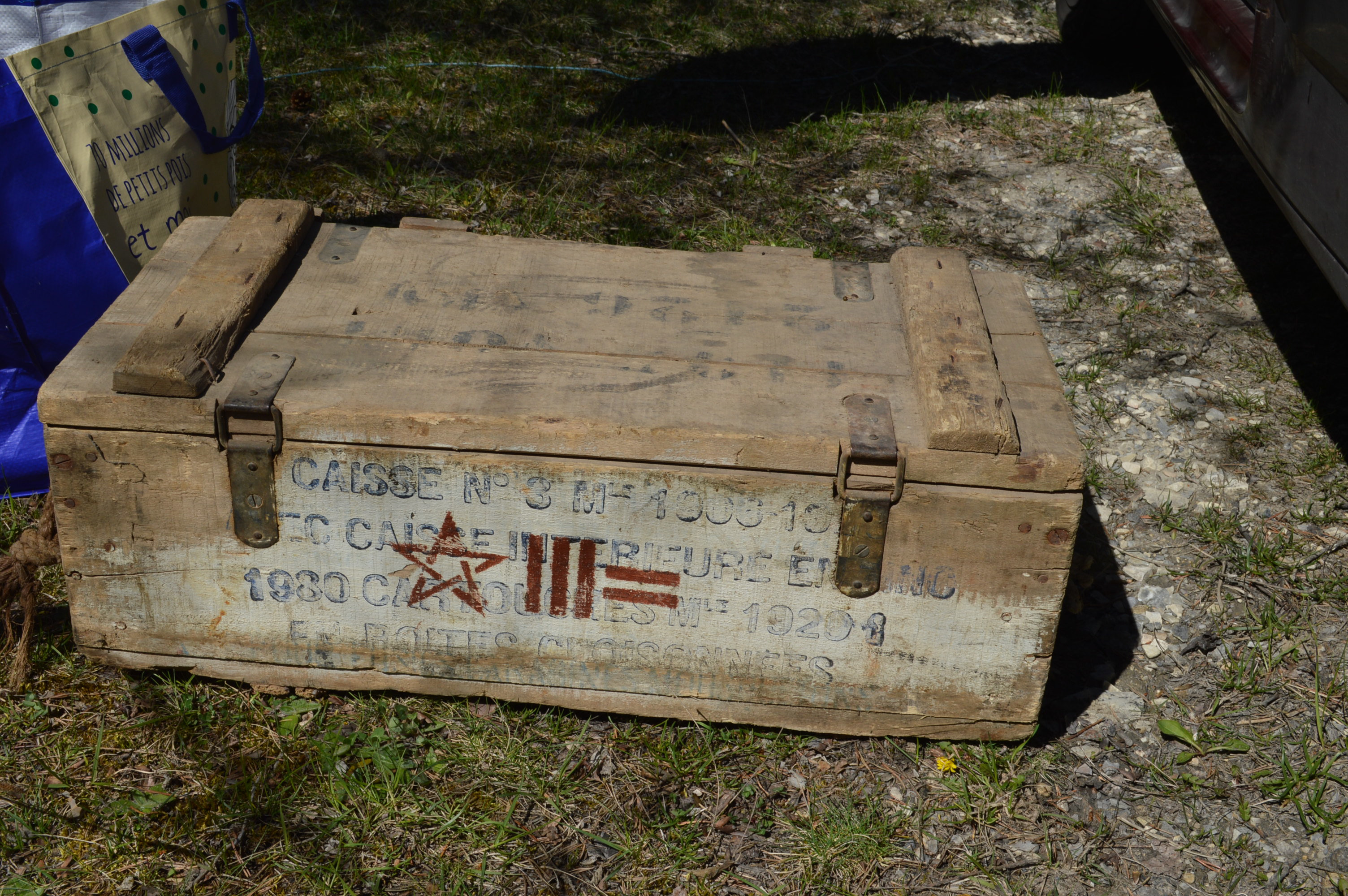 Caisse à munition française 1930/40 pour boites de MAS 36 avec marquages ? 7kta