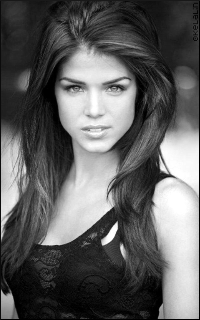 Marie Avgeropoulos - 200*320 Mvxh