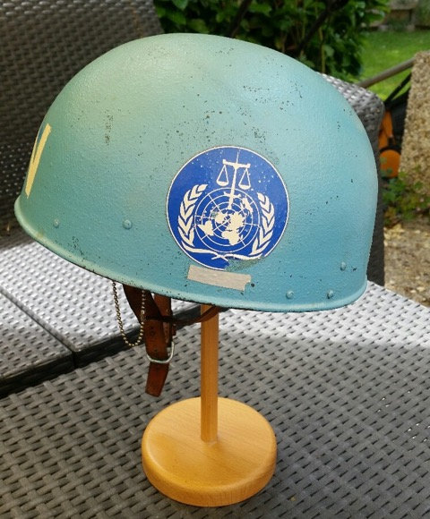 Casque d'observateur Suisse ONU Egva