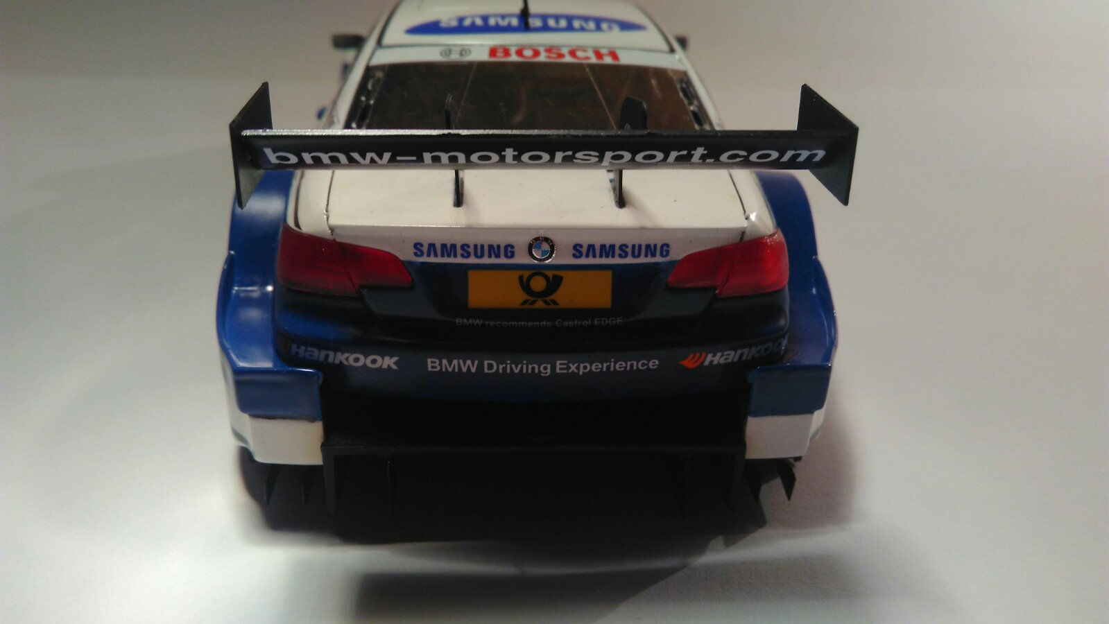 Revell BMW M3 DTM 2013 - Page 14 5fzx