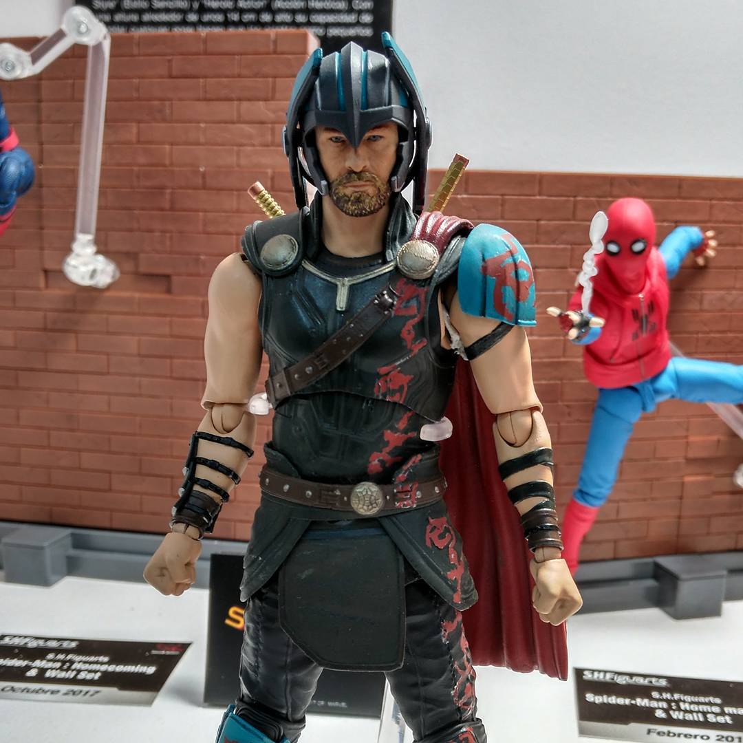 Thor 3 : Ragnarök (S.H.Figuarts / Bandai) 6ujr