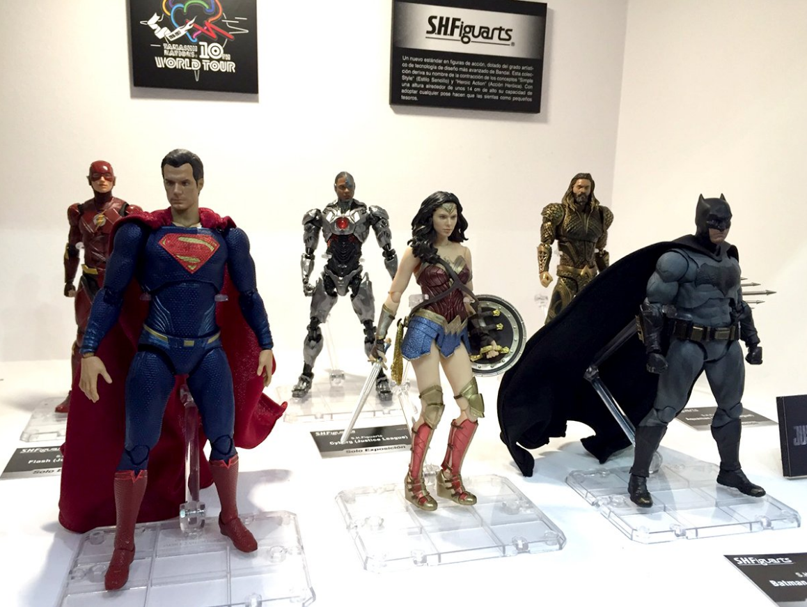 Justice League DC (S.H.Figuarts / Bandai) Rq56