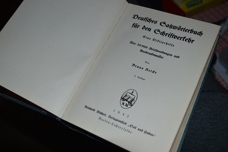 Deux bouquins allemands époque III reich - De quoi parlent ils ? R2gv