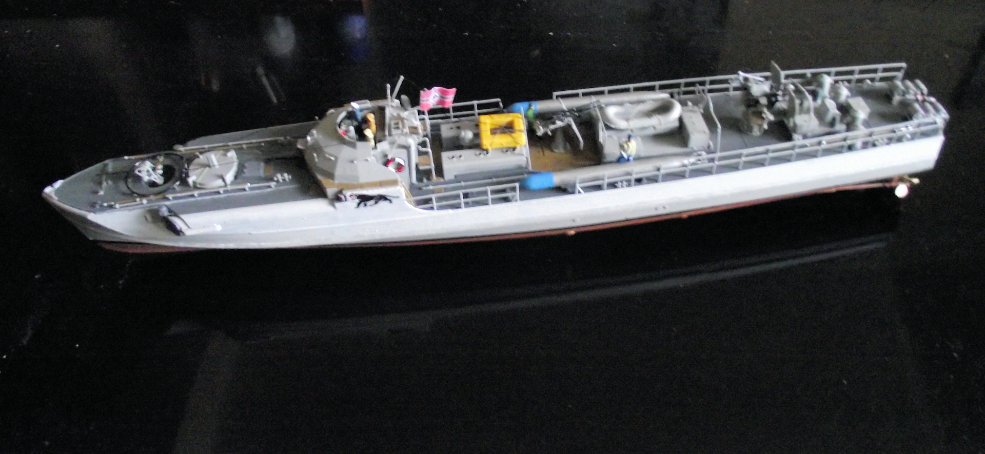 Schnellboat S100 [Revell Limited Edition 1/72°] de denis25 Fpud