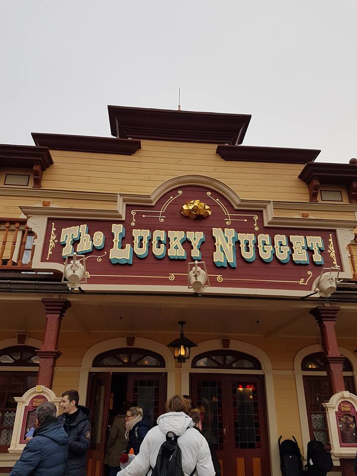 The Lucky Nugget (Disneyland Parc)  - Page 10 Xt3s