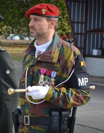 Some belgian beret badges 7cj8