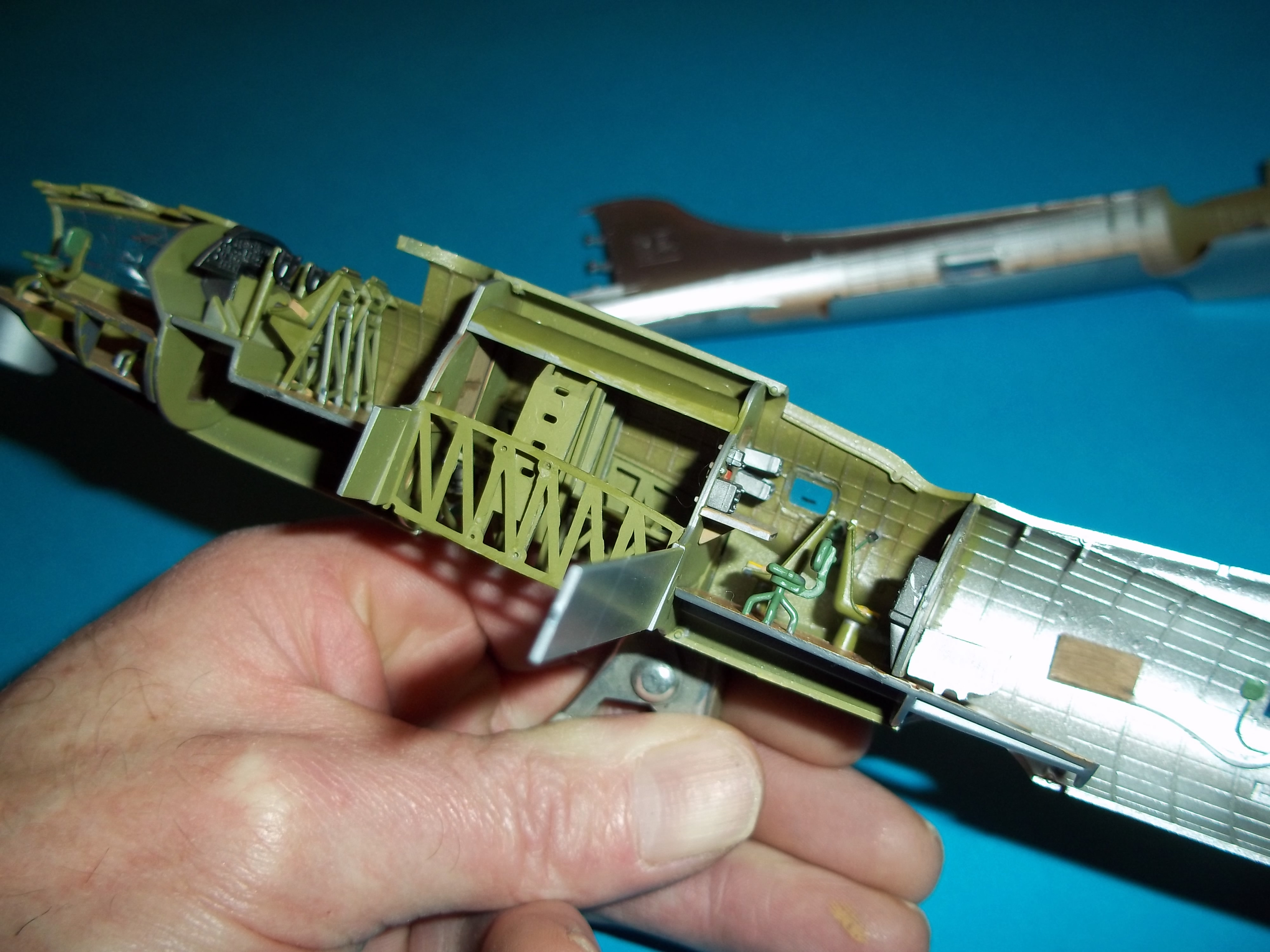 B17G revell 1/72 fini - Page 2 Exya