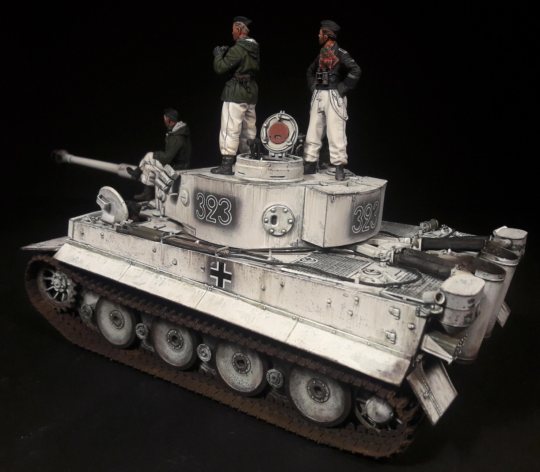 Tiger-1 Early production, kit Dragon - Page 2 Hs9x