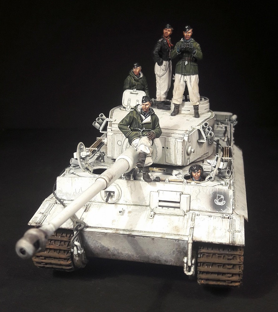 Tiger-1 Early production, kit Dragon - Page 2 Qttv