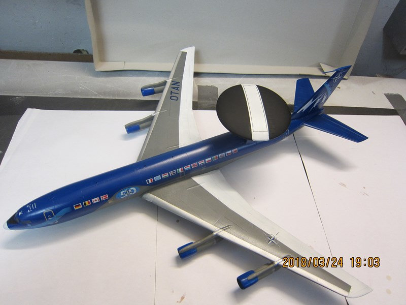 Boeing E-3 B awacs Heller 1/72 Ikay