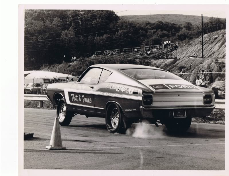 ford torino talladega 1970 de chez revell version drag race  Vt5e