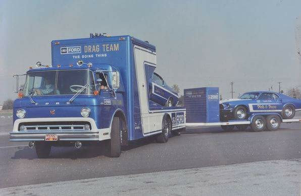race truck car hauler ford C 600  - Page 2 Knig