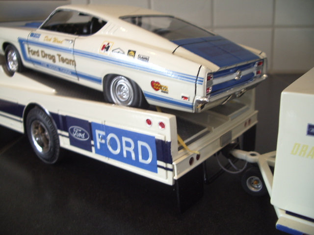 race truck car hauler ford C 600  - Page 2 Mm95