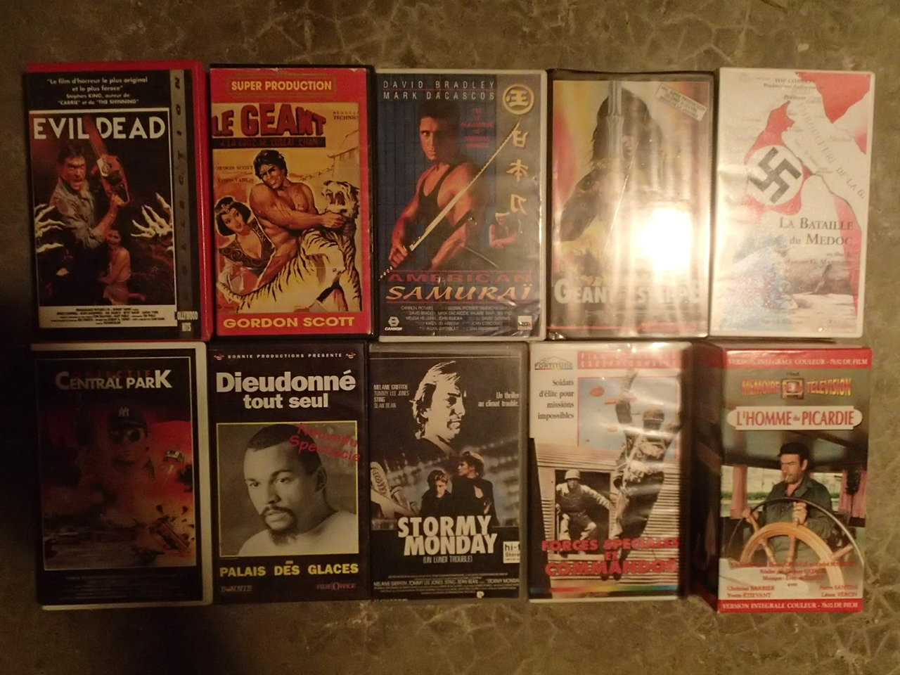 VENDS lot VHS 15 euros S8xi