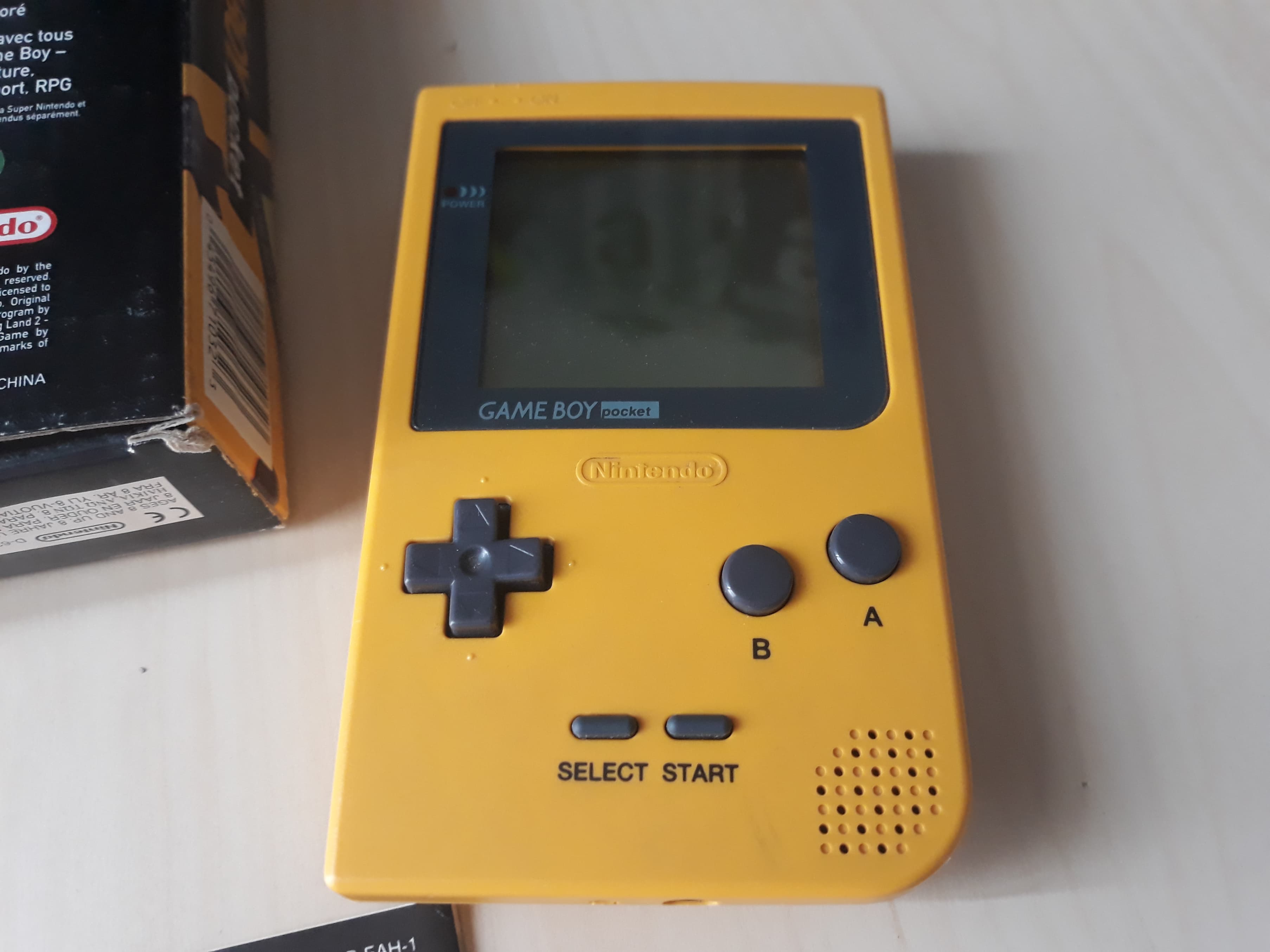 [EST] Gameboy Pocket jaune 1hvz