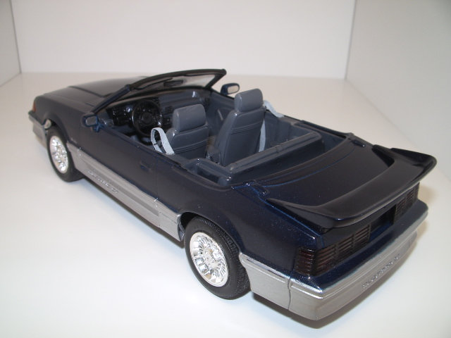mustang GT convertible 1989  M555