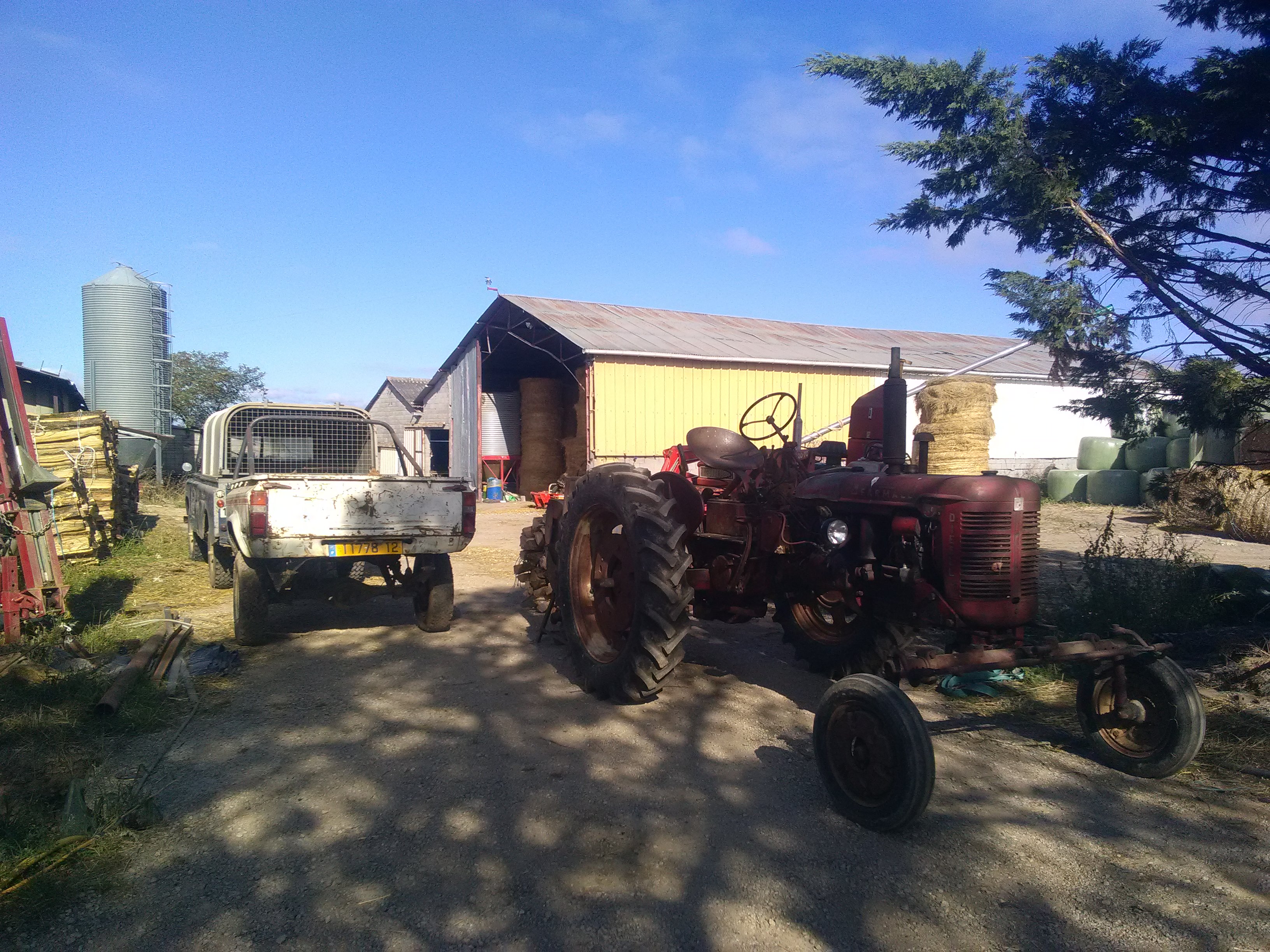 Sciage bois de chauffage en Aveyron Tx13