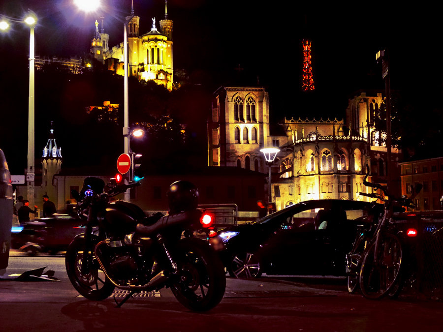 Street twin du gone 00bw