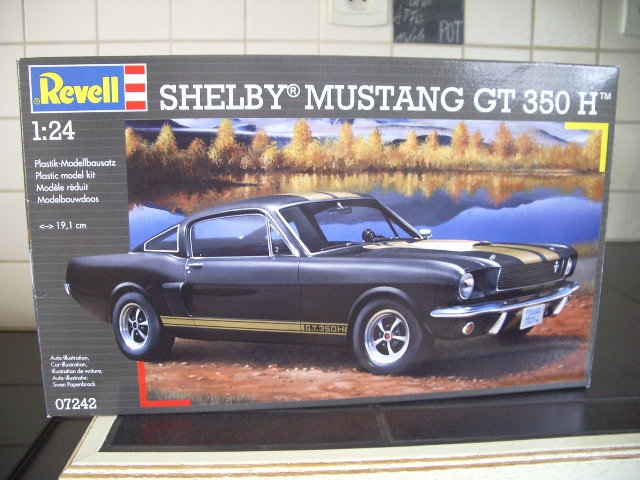 mustang SHELBY GT-350H 1966 de chez revell au 1/24 4fy5