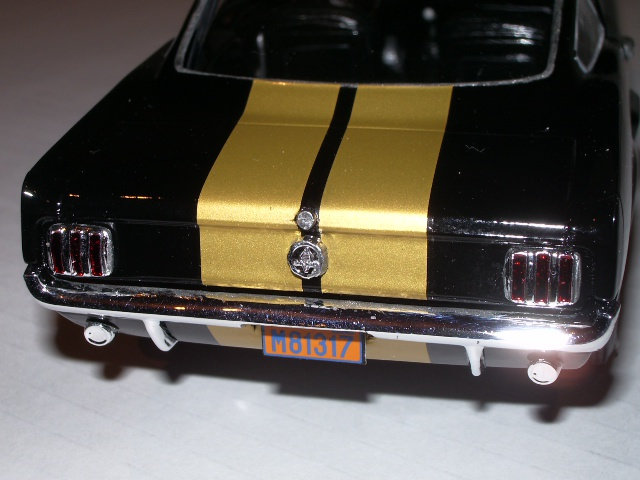 mustang SHELBY GT-350H 1966 de chez revell au 1/24 9o1f