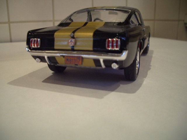 mustang SHELBY GT-350H 1966 de chez revell au 1/24 Ooo7