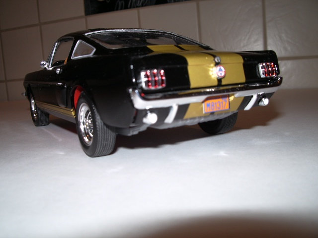 mustang SHELBY GT-350H 1966 de chez revell au 1/24 Qck0