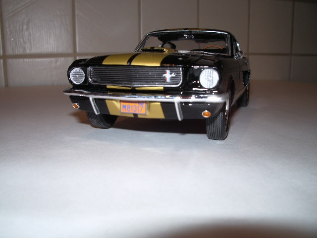 mustang SHELBY GT-350H 1966 de chez revell au 1/24 Qlo5