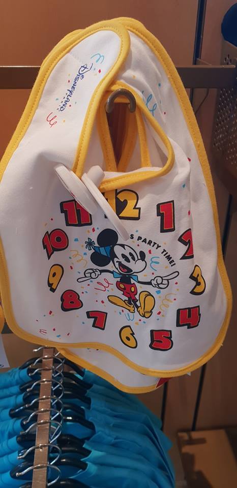 90 ans de Mickey et Disney Store  - Page 5 5xao