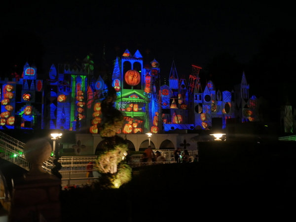 halloween - Disneyland Universal et quelques bonus pour Halloween - Page 4 Ctb9