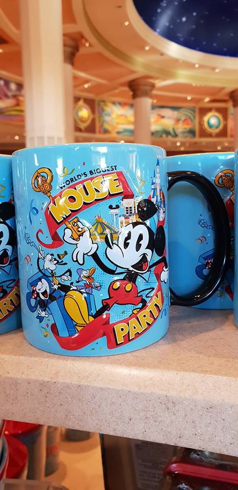 Mugs, bols et tasses Disney - Page 8 Xwzt