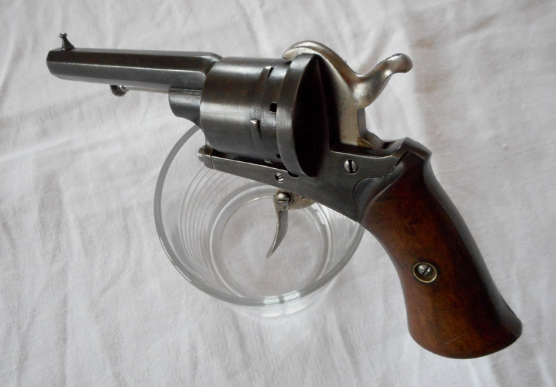 Noël avant Noël - Lot CJF - Boucles - Revolver 7 mm - Miniatures.... Qoqh