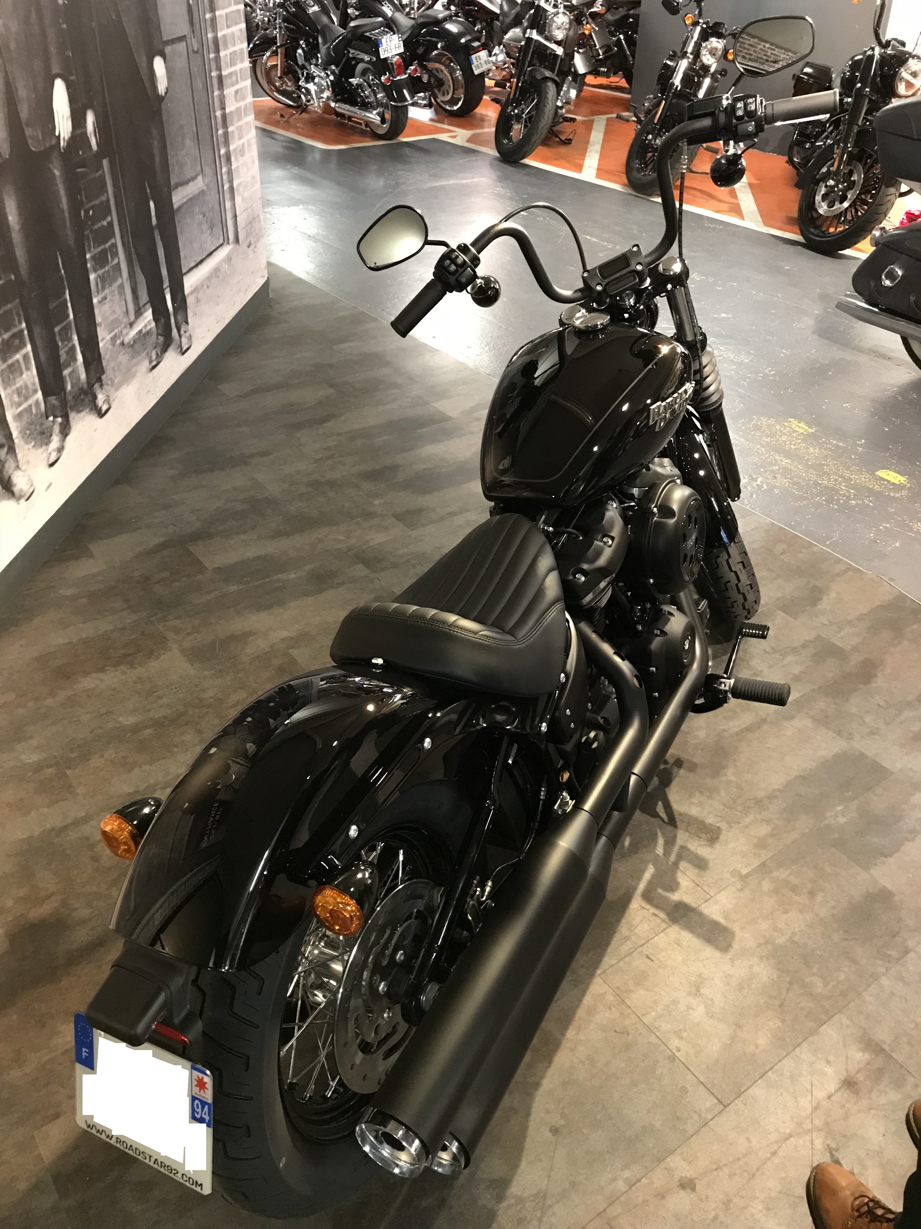 Street Bob - over94 Tje5