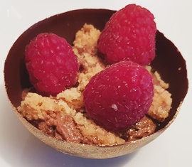 Boules De Noël Mousse Au Chocolat Noir Et Framboises