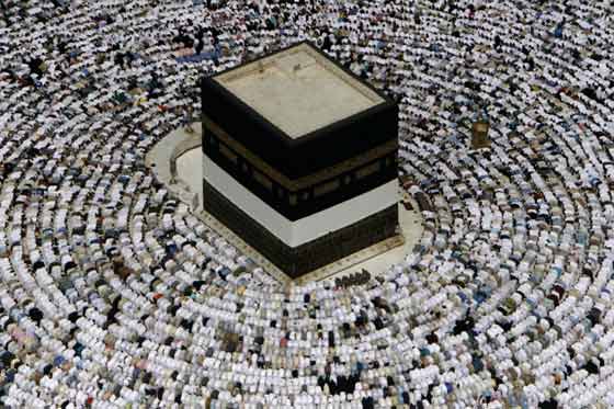 La Kaaba - Les origines païennes pré-islamiques R0z1