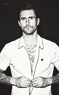 Adam Levine 35h3