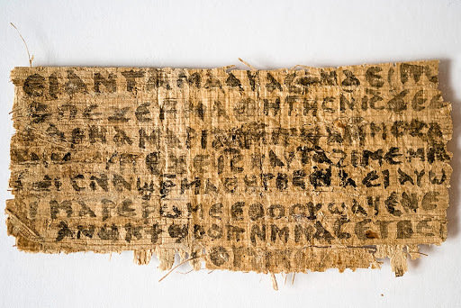 Le papyrus évoquant la femme de Jésus est un faux Fhqx