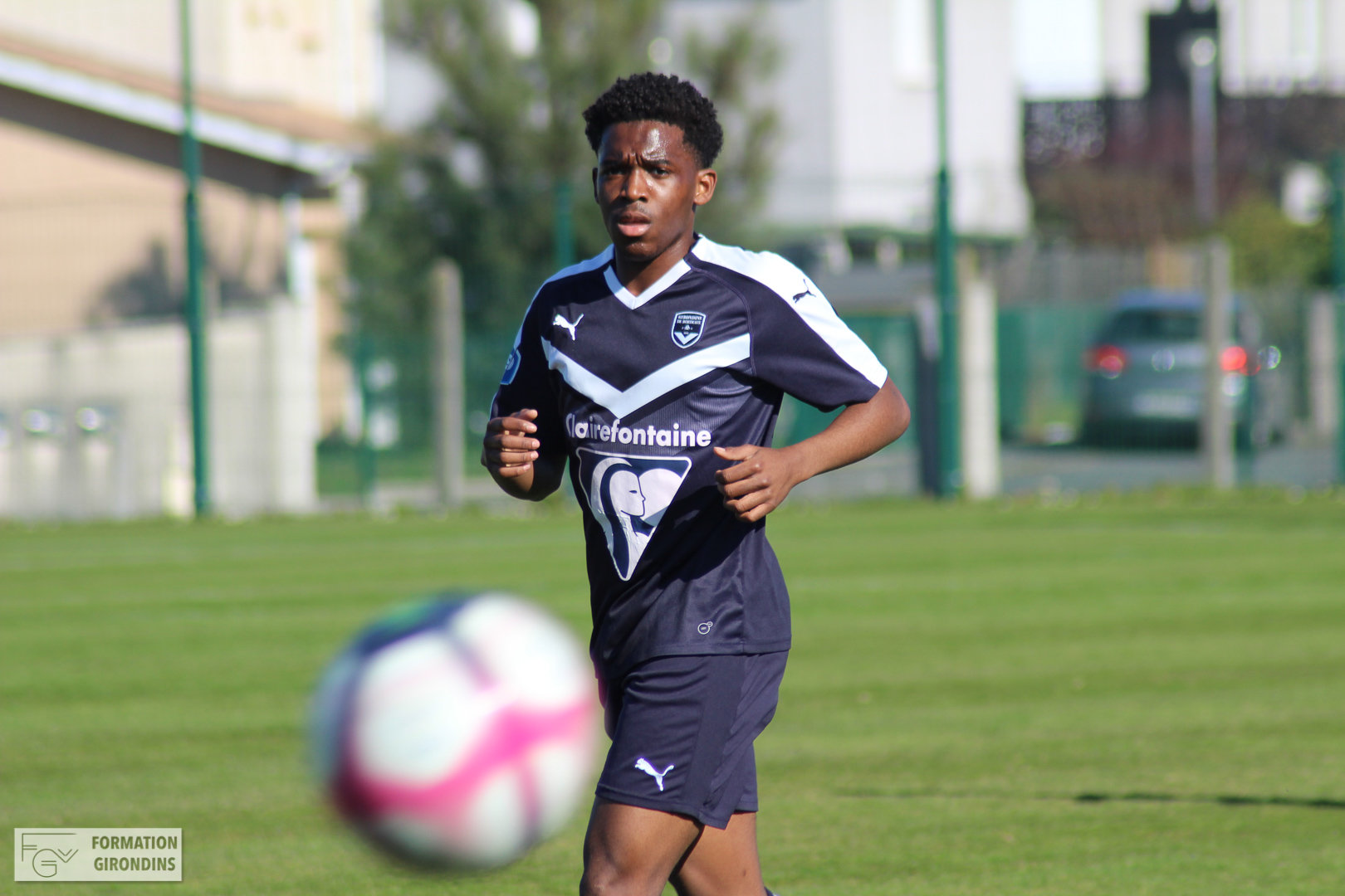 Noha Ndombasi vers un contrat pro de 3 ans à Valence