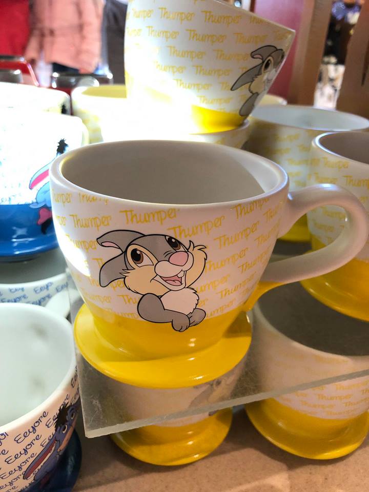 Mugs, bols et tasses Disney - Page 8 0zni