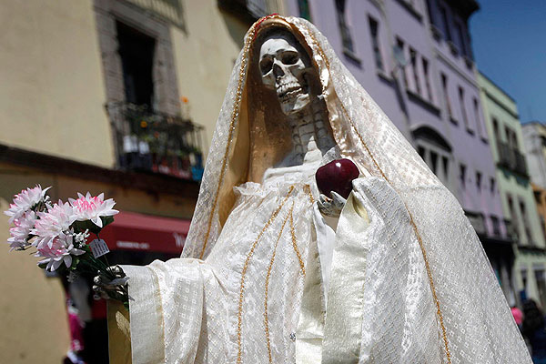 La Santa Muerte, (Sainte Mort), une sainte Mexicaine Jvnd