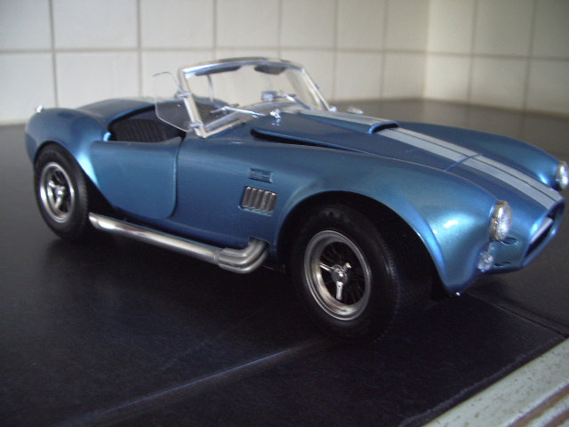 Shelby COBRA 427 de chez airfix au 1/16 Moeb