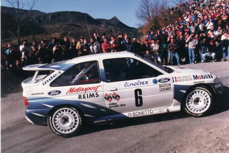 Escort RS COSWORTH 4X4 winner rally de monté carlo 1994   8hdj