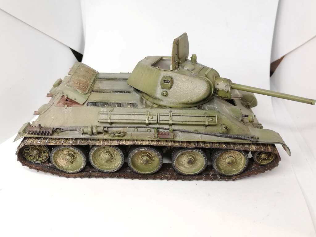 T34 Model40 Lituanie 1941 Dragon 1/35 7bdl